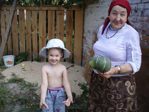 Бабушка Катя и Полинка